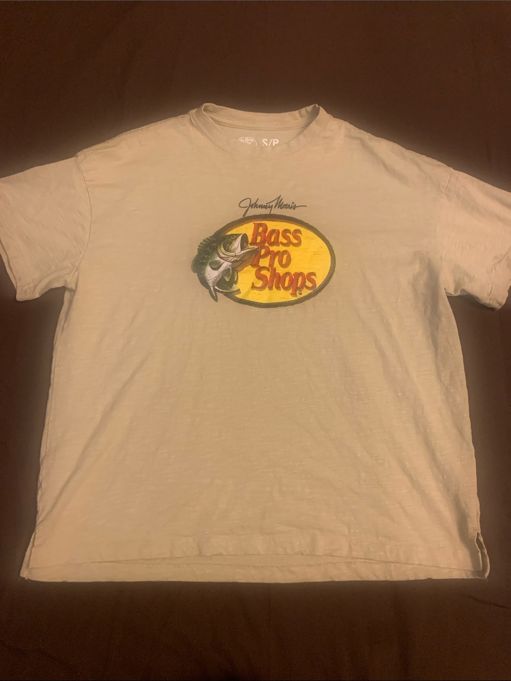 Bass Pro Shops Cropped Cream Short Sleeve Graphic Tee with Yellow Logo